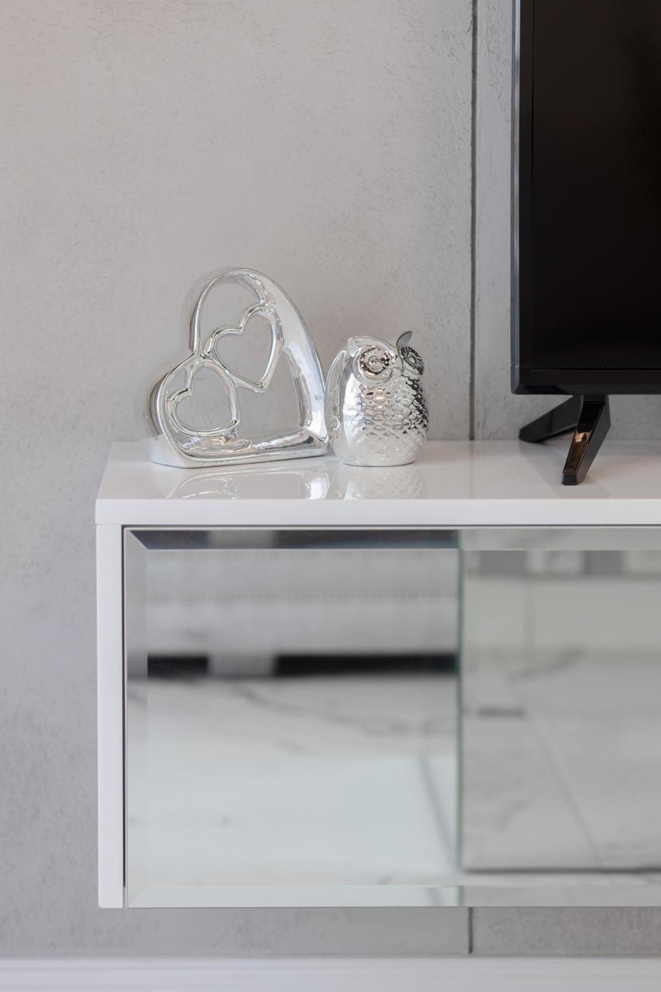 Elegant Apartments With Balcony & Parking Warsaw By Noclegi Renters Luaran gambar