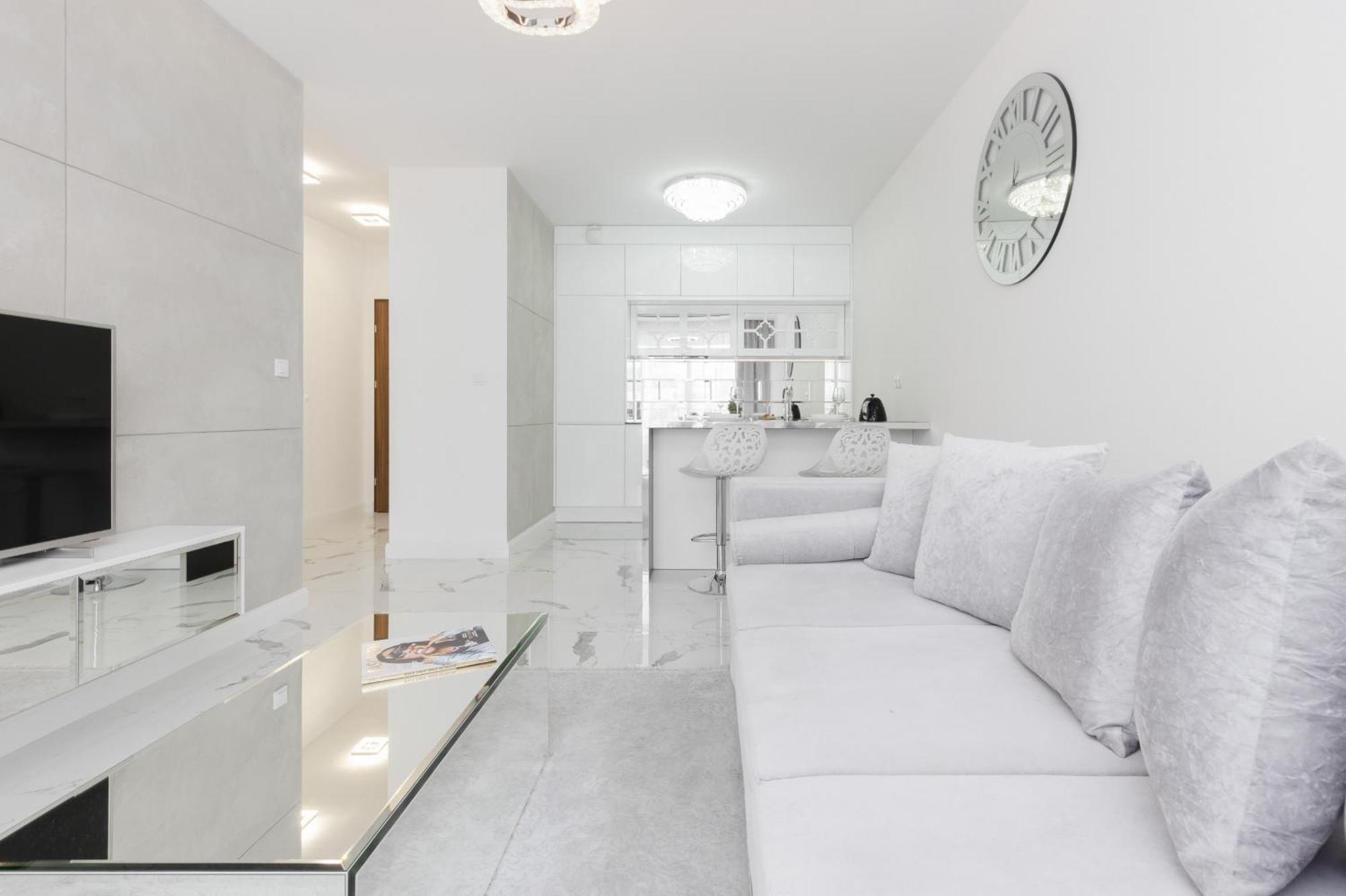 Elegant Apartments With Balcony & Parking Warsaw By Noclegi Renters Luaran gambar
