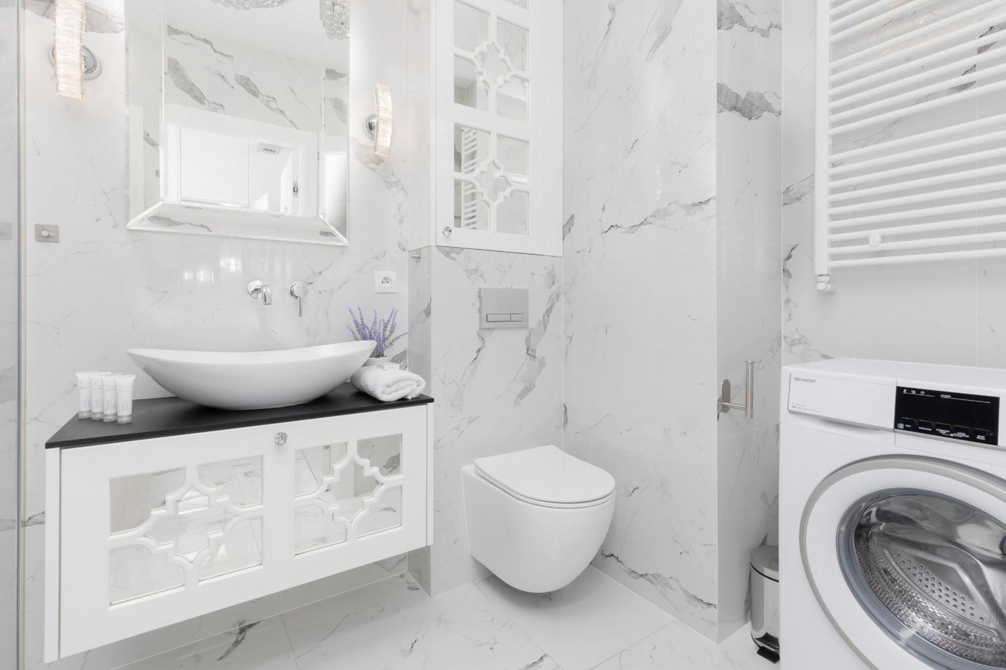 Elegant Apartments With Balcony & Parking Warsaw By Noclegi Renters Luaran gambar
